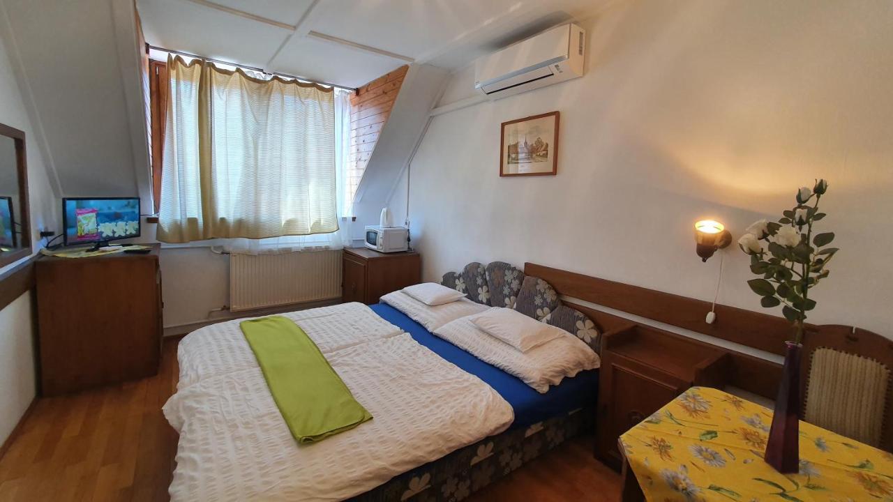 Harmónia Apartmanház Balatonlelle Exterior foto
